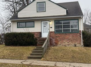 18404 Neff Rd, Cleveland, OH 44119