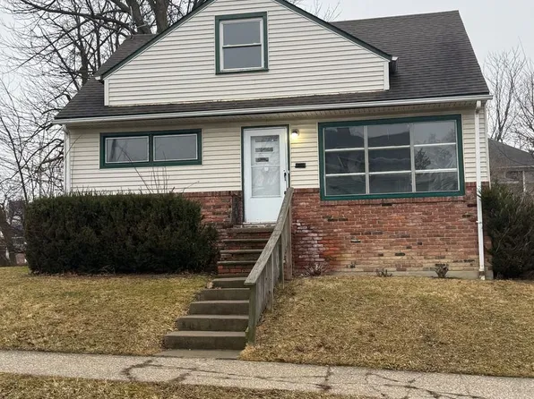 18404 Neff Rd, Cleveland, OH 44119