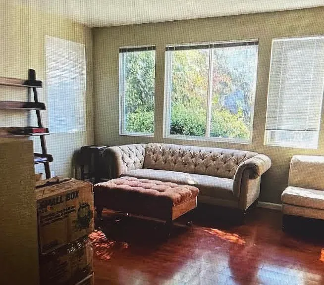266 Woodfield Ln — Photo 3