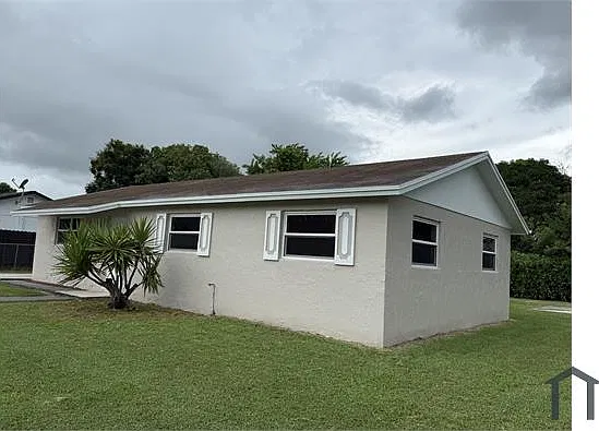 3 bed, 1150 sqft, $2,975 — Photo 4