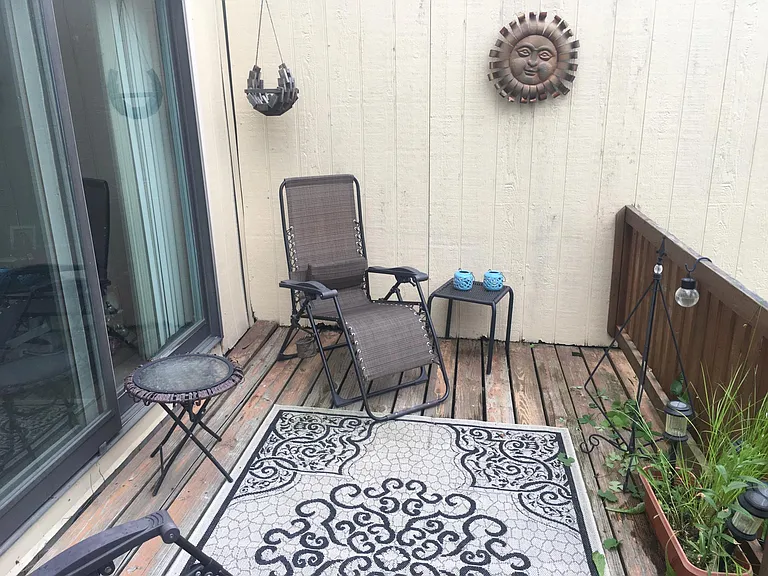 129 Community Ct — Photo 10