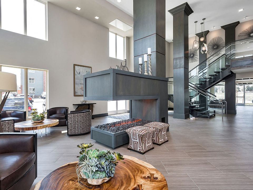 Leasing Office
