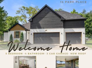 835 E Country Ridge Street, Nixa, MO 65714