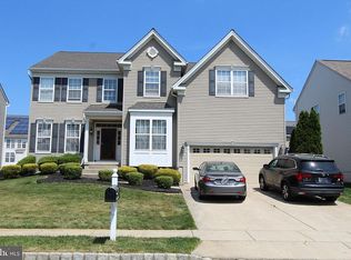 4 Farmview Rd, Bordentown, NJ 08505