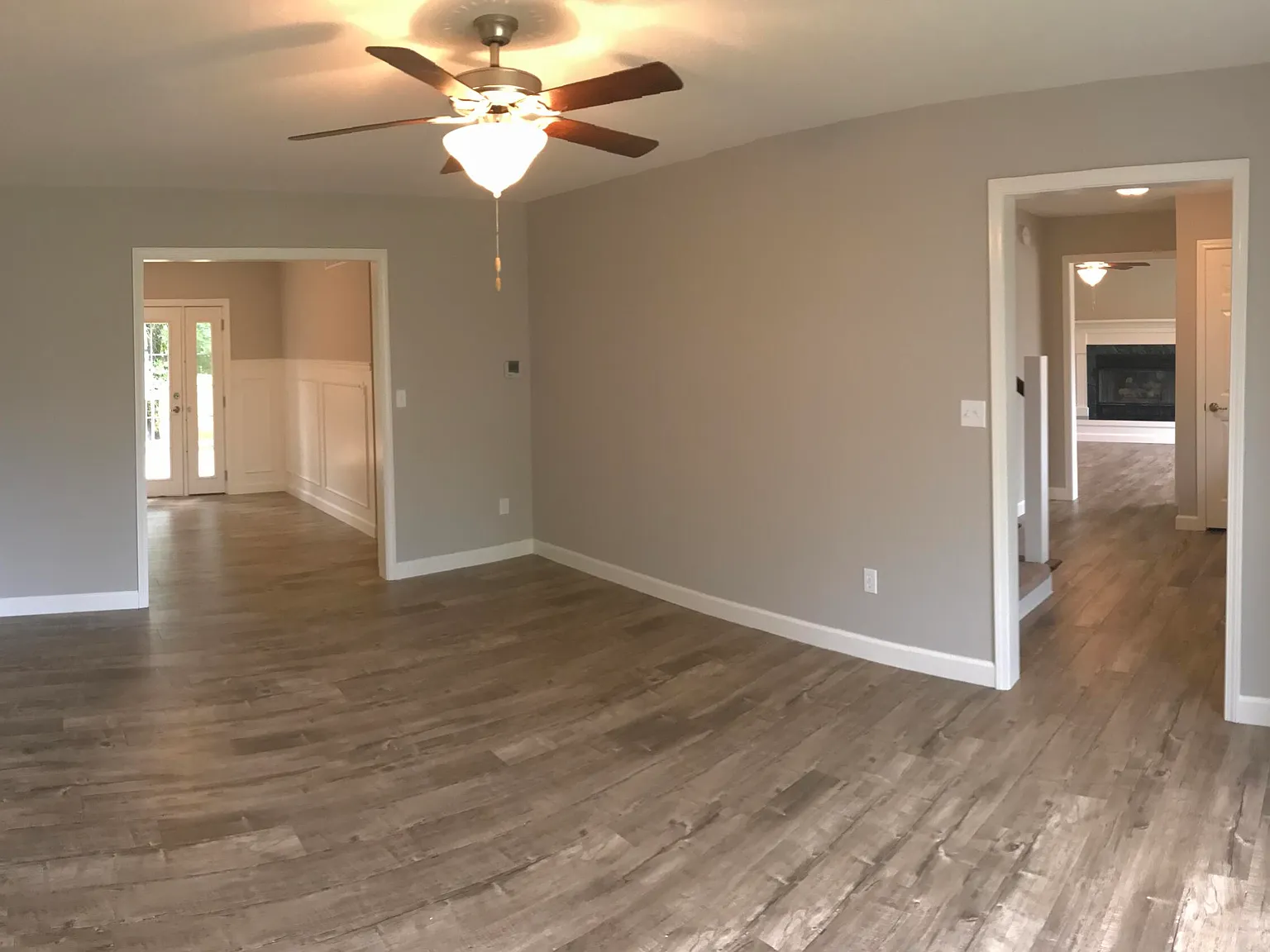 4 bed, 3.5 bath, 2782 sqft, $2,850 — Photo 4