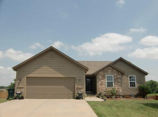 16725 Pratt St, Gardner, KS 66030