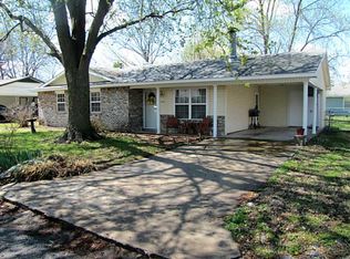 204 Jay Ct, Bentonville, AR 72712