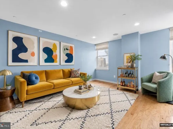 111 S 15th St APT 2008, Philadelphia, PA 19102