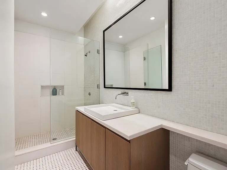 263 9th Ave #5D — Photo 9