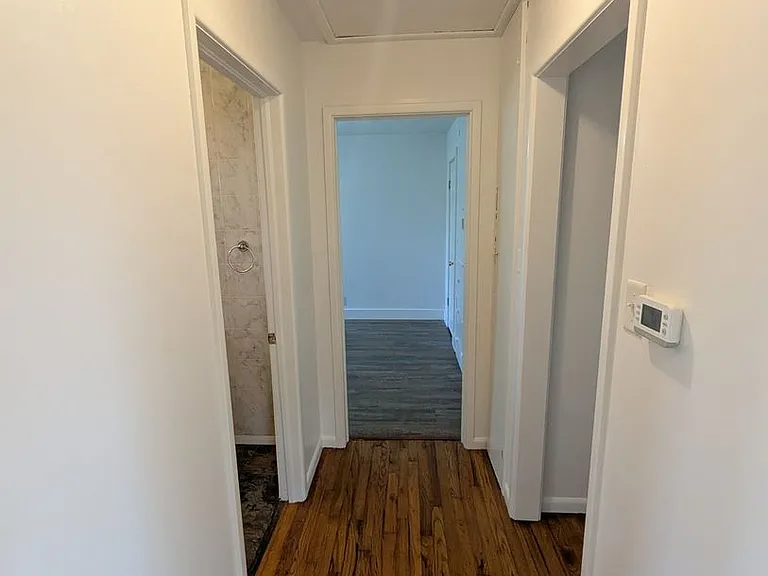 320 S Country Club Rd — Photo 16