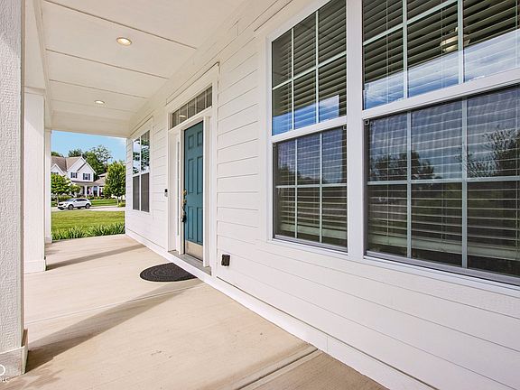 5th image of 3760 Shady Lake Dr