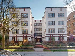 228 S Summit St APT C5, Iowa City, IA 52240