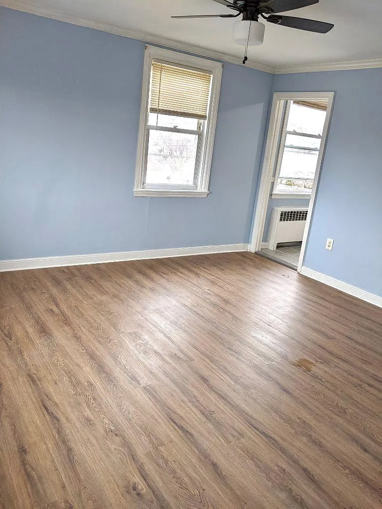 2 bed, 750 sqft, $1,330 — Photo 2