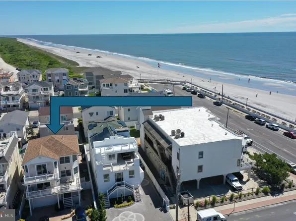 217 13th St N, Brigantine, NJ 08203
