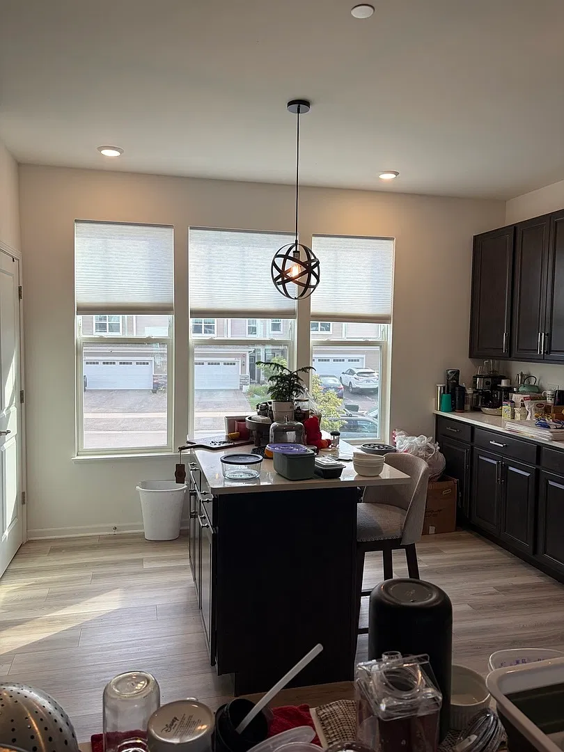 3 bed, 2.5 bath, 2175 sqft, $3,495 — Photo 2