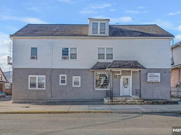 781 2nd St, Secaucus, NJ 07094