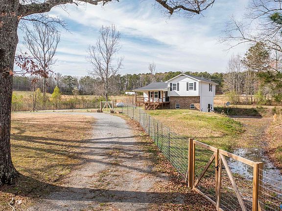 2nd image of 6692 Wilcoxson Rd