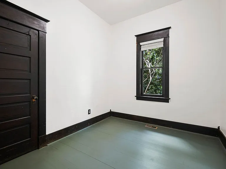 712 SW 3rd Pl — Photo 20