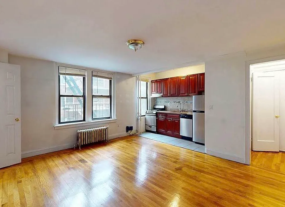 321 E 54th St #6G