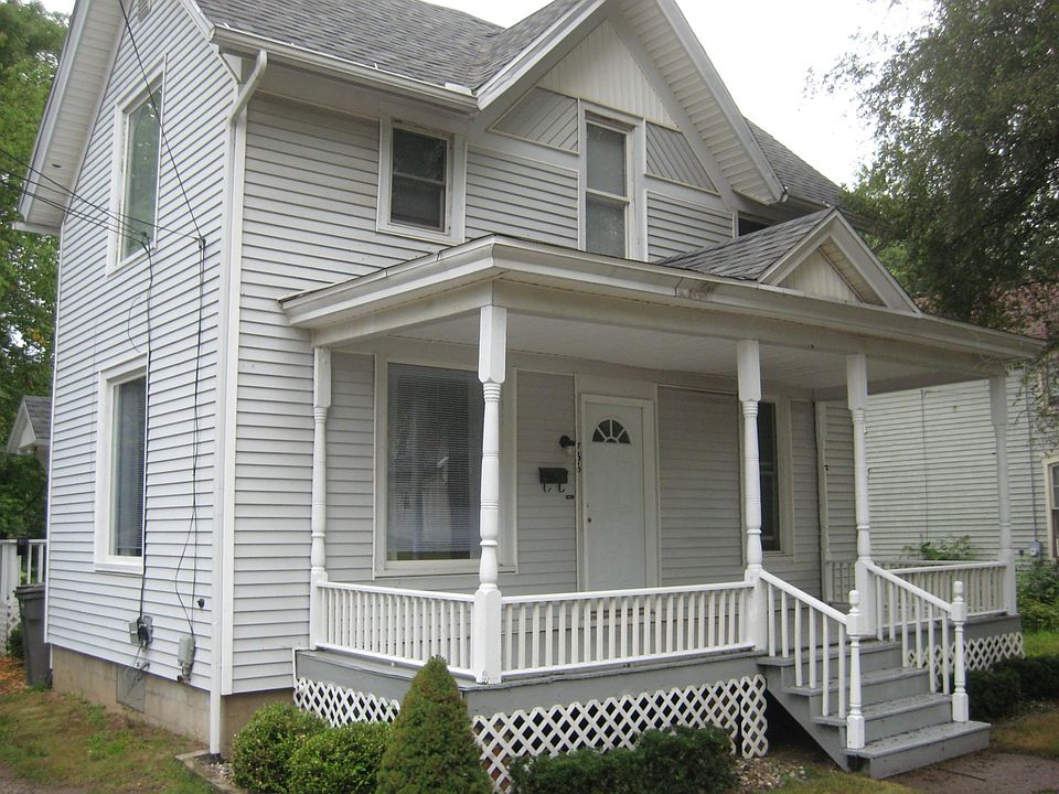 1st image of 736 E Michigan Ave