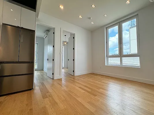 Rented by Pear NYC LLC | media 14