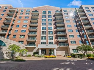 750 Pearson St APT 812, Des Plaines, IL 60016