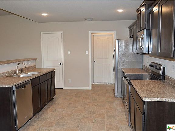 5th image of 4203 Corinne Dr