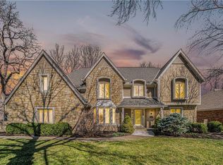 11010 W 120th St, Overland Park, KS 66213