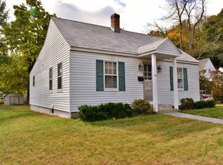 52 Elm St, Leominster, MA 01453