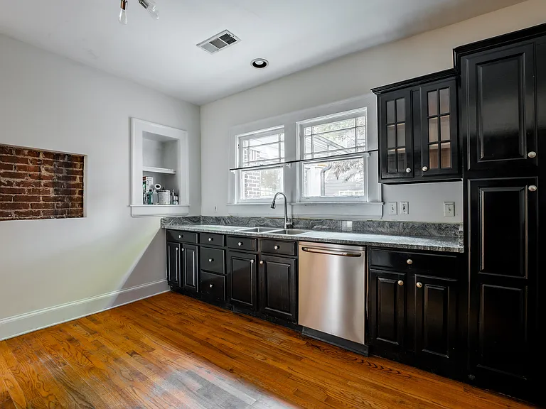195 Flora Ave NE — Photo 15
