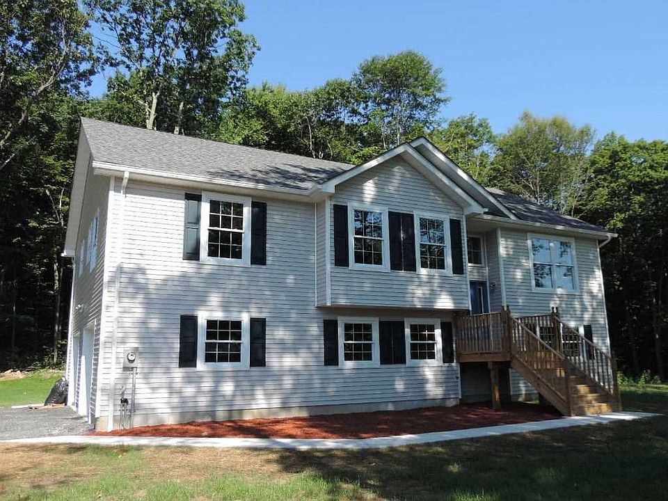1st image of 5 Stone Oaks Dr