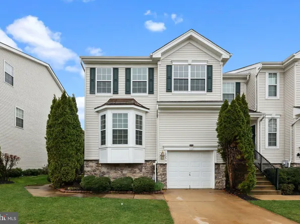 1055 Buckingham Dr, Thorofare, NJ 08086