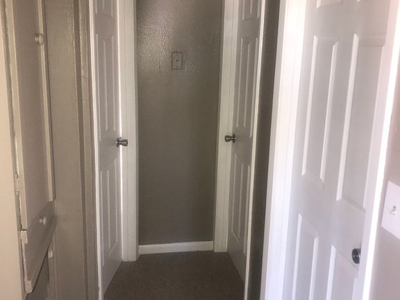 5th image of 710 S Bryan Ave
