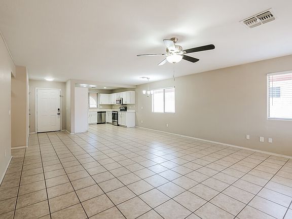 5th image of 7409 S 37th Gln