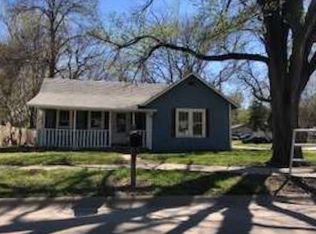 515 Allen Rd, Manhattan, KS 66502