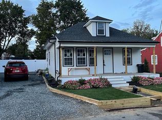 140 Dancer Dr, Hamilton, NJ 08610