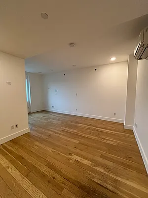 Rented by Voro NYC | media 9