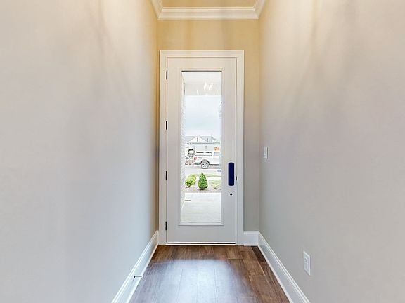 4th image of 1024 Club View Dr Unit A201