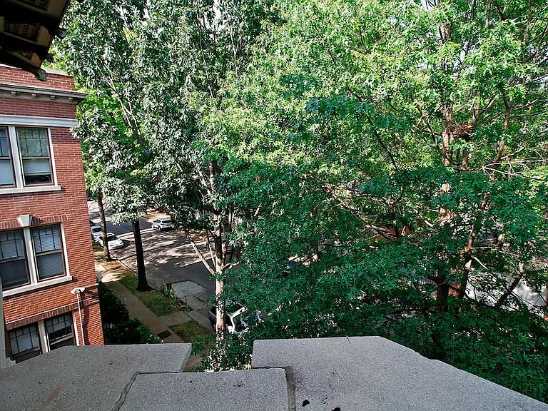 Kingsbury — Photo 157