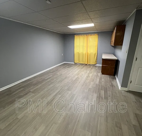 1784 Ashley St — Photo 22