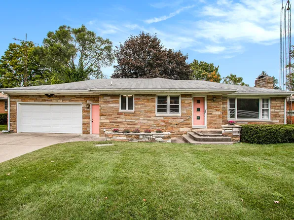 211 Nickerson Ave, Benton Harbor, MI 49022
