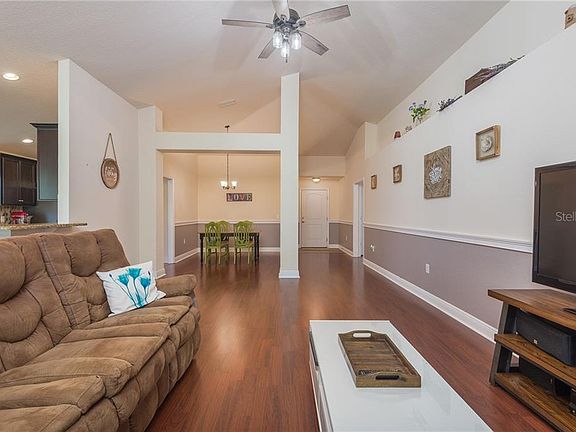 4th image of 9609 Jaybird Ln
