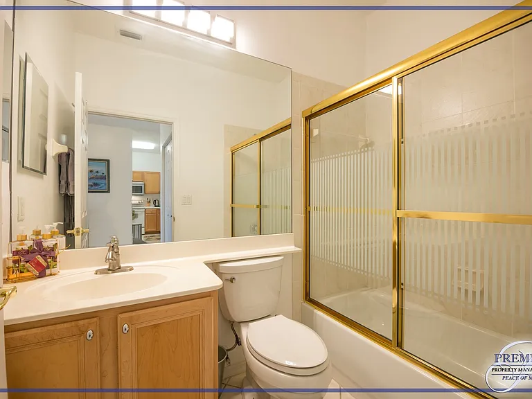 3964 Bishopwood Ct E #202 — Photo 12