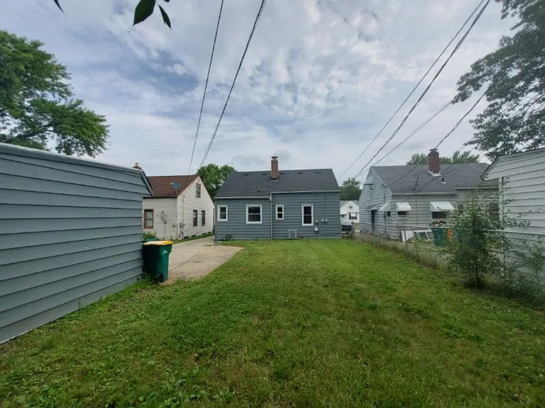 16108 Edgewood Ave — Photo 37