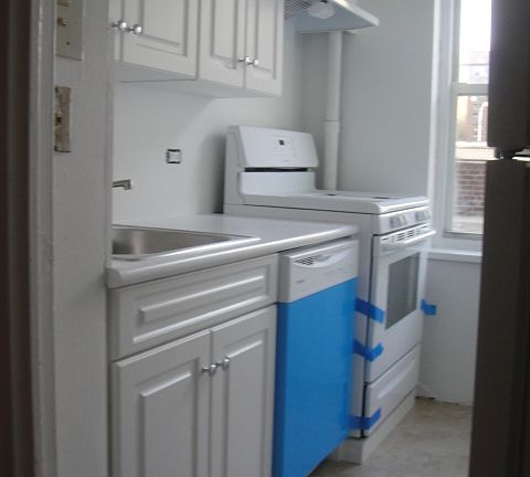 4th image of 6561 Saunders St APT 1Q