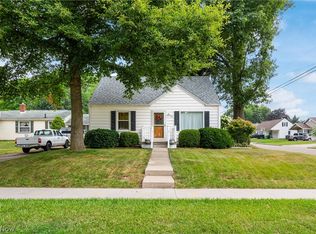 233 Maplecrest St SW, North Canton, OH 44720