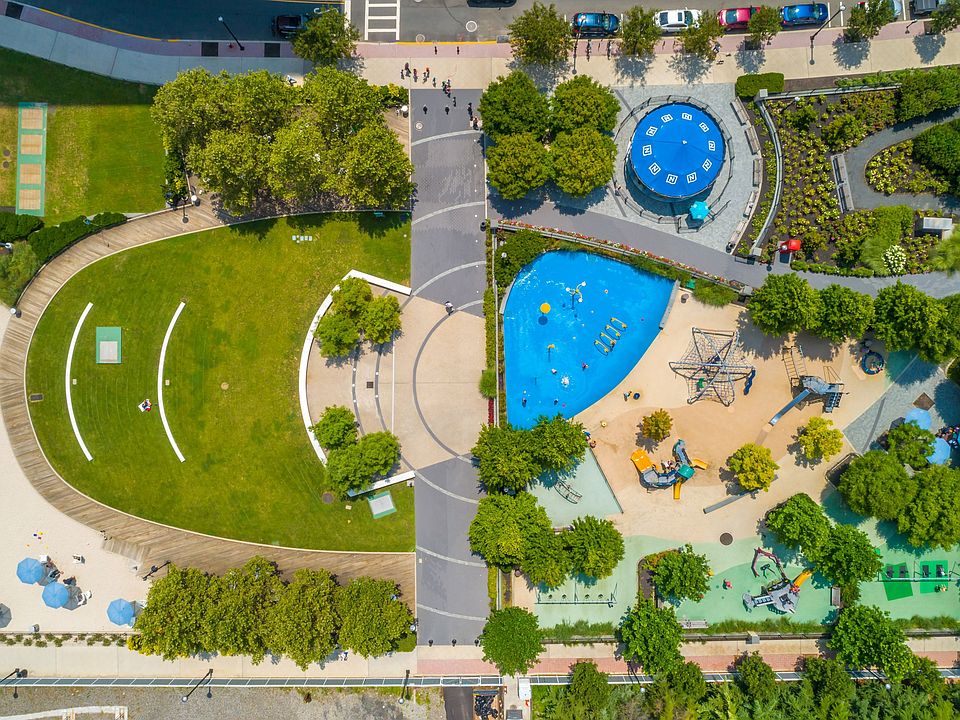 Unmatched outdoor space at Newport Green