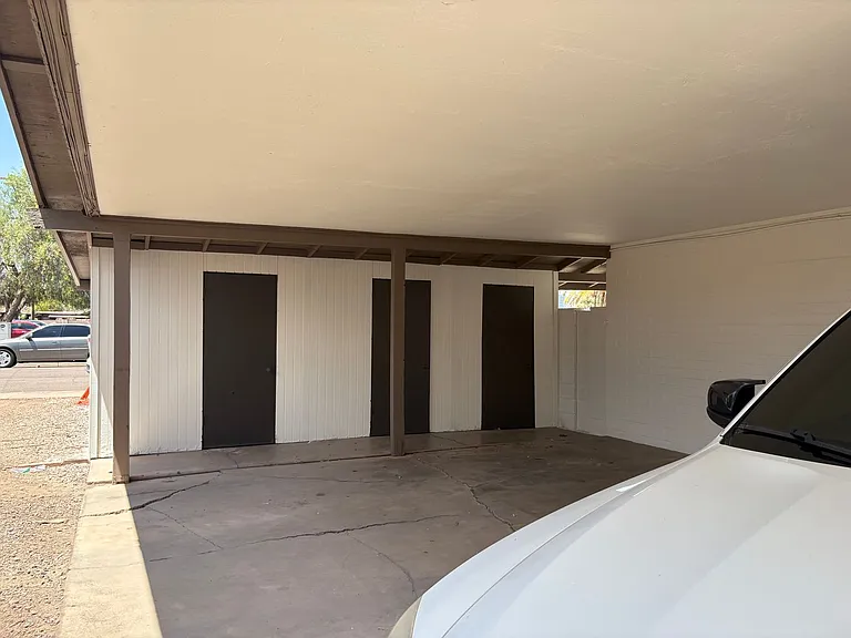 1867 E University Dr — Photo 12