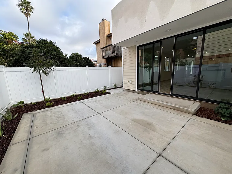 260 Donax Ave — Photo 26