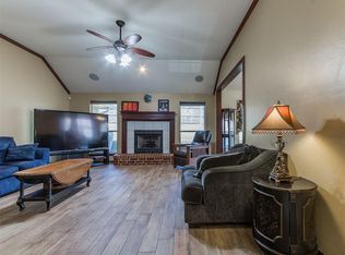 932 NW 171st Pl, Edmond, OK 73012